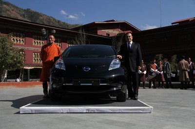不丹首都延布的政府公務(wù)車與出租車將全部更換為日產(chǎn)聆風(fēng)_副本.jpg